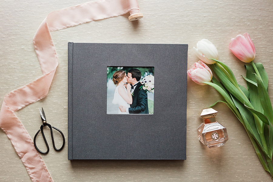 What every professional photographer should include in a sample wedding album 